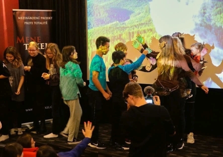 01-clanke-o-CT-01.jpg 01-clanke-o-CT-01.jpg