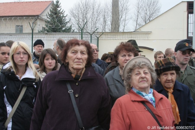 03-cesta-do-veznice-a-zpet-2008-web.jpg 03-cesta-do-veznice-a-zpet-2008-web.jpg