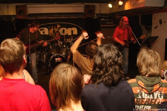 MT2010_IMG_8611_646-web.jpg MT2010_IMG_8611_646-web.jpg