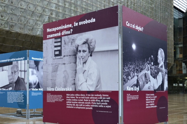 otazniky-nad-nasi-svobodou-650px.jpg otazniky-nad-nasi-svobodou-650px.jpg